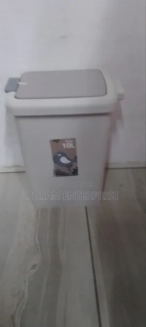 Pedal Dustbin 10L
