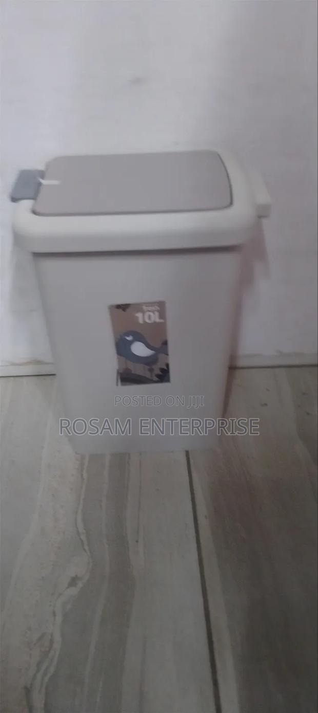 Pedal Dustbin 10L