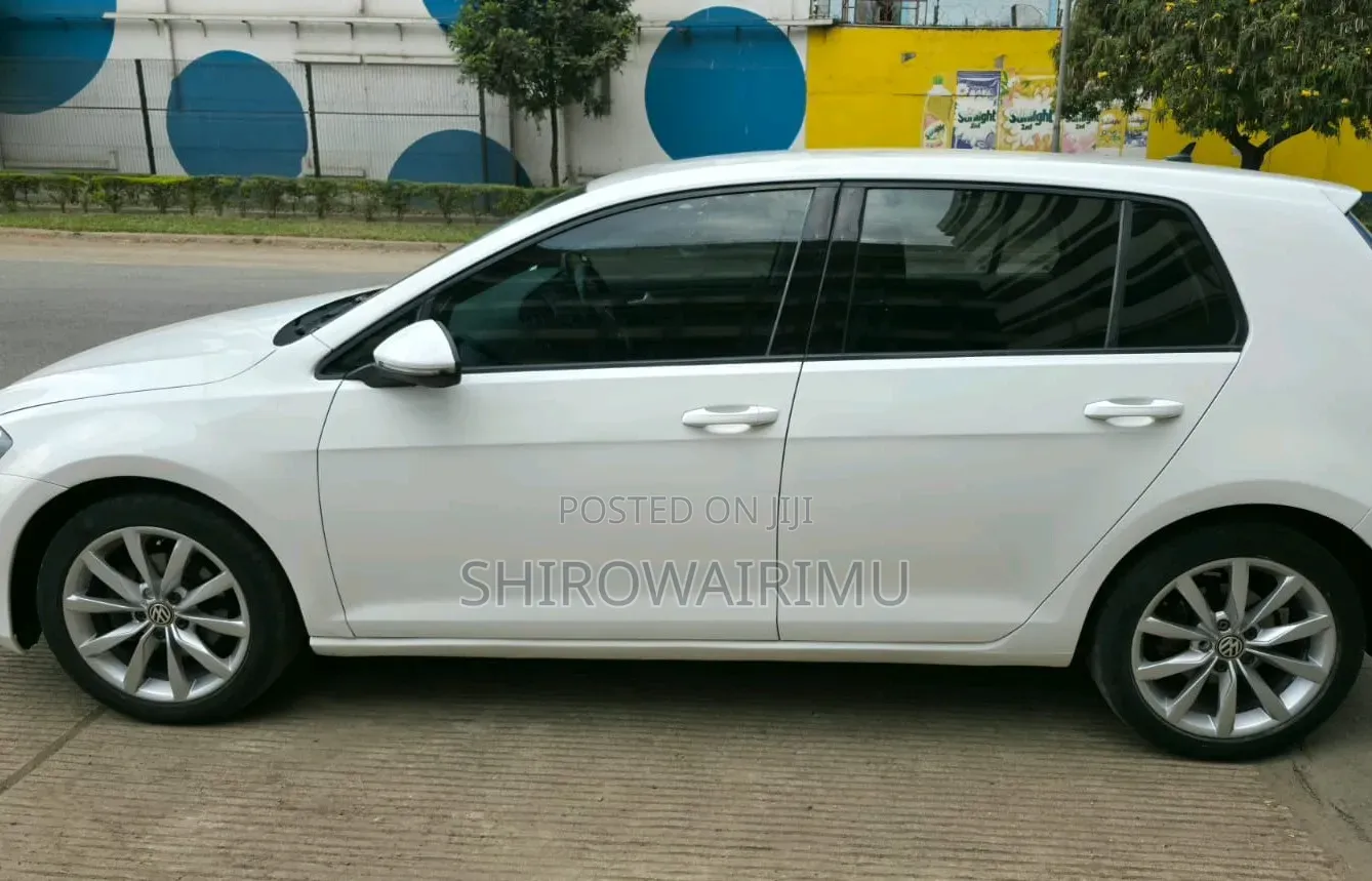Volkswagen Golf 2015 Pearl