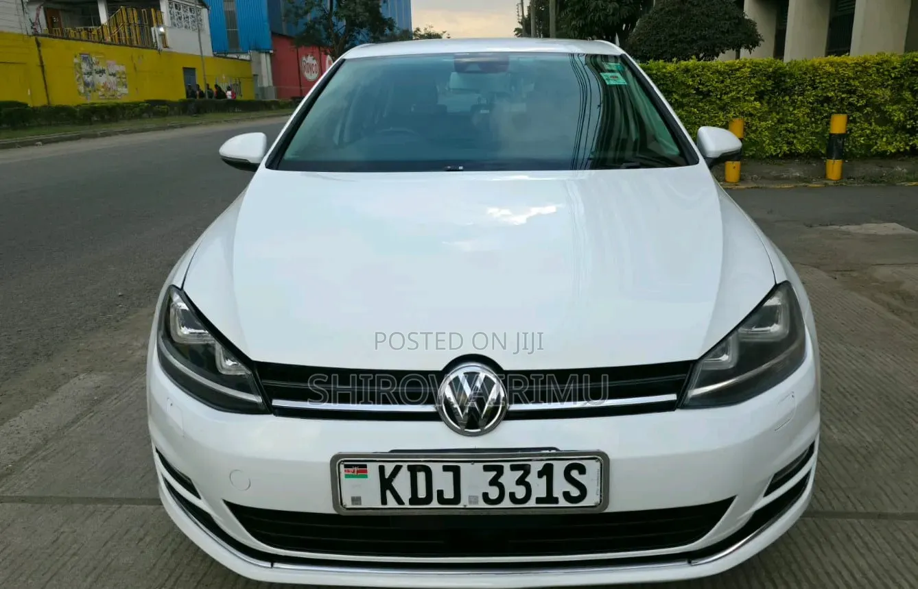 Volkswagen Golf 2015 Pearl