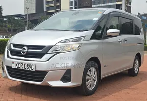 Nissan Serena 2017 Silver
