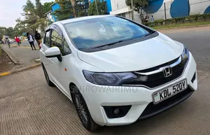 Honda Fit 2016 Pearl