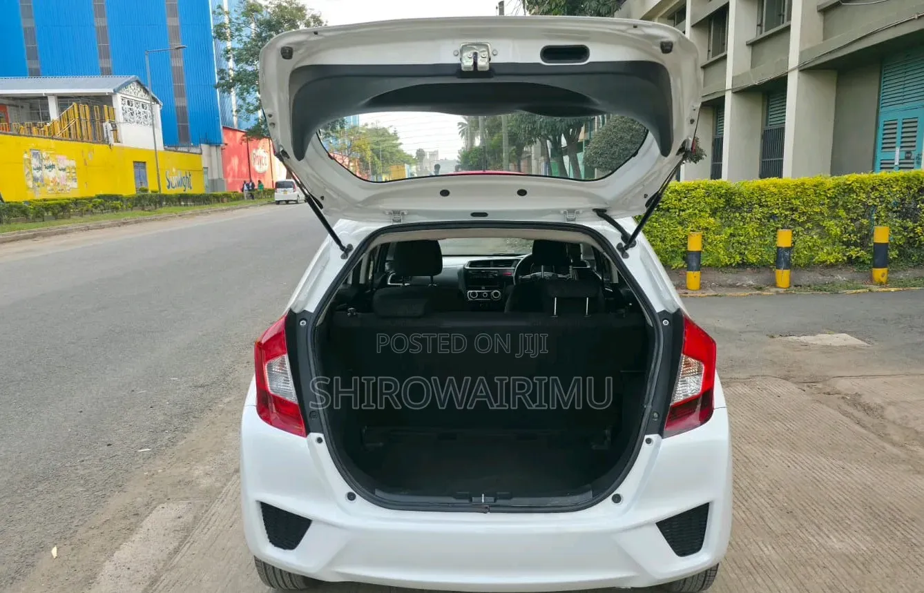 Honda Fit 2016 Pearl
