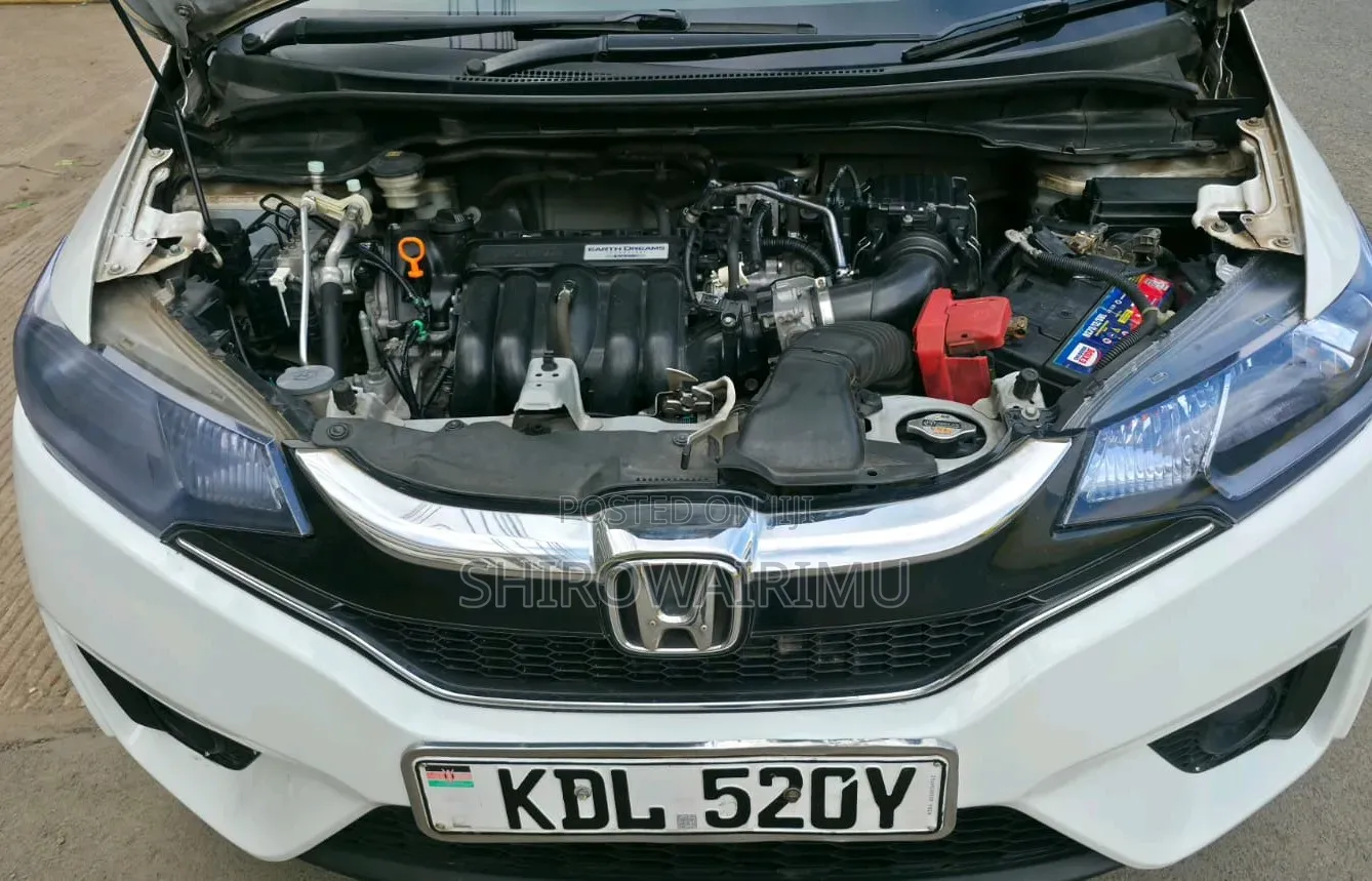 Honda Fit 2016 Pearl