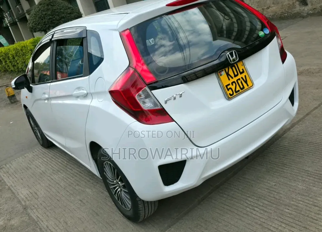 Honda Fit 2016 Pearl
