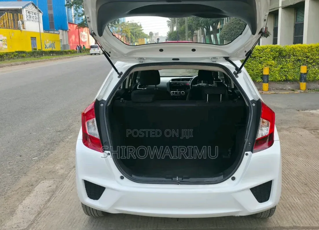 Honda Fit 2016 Pearl