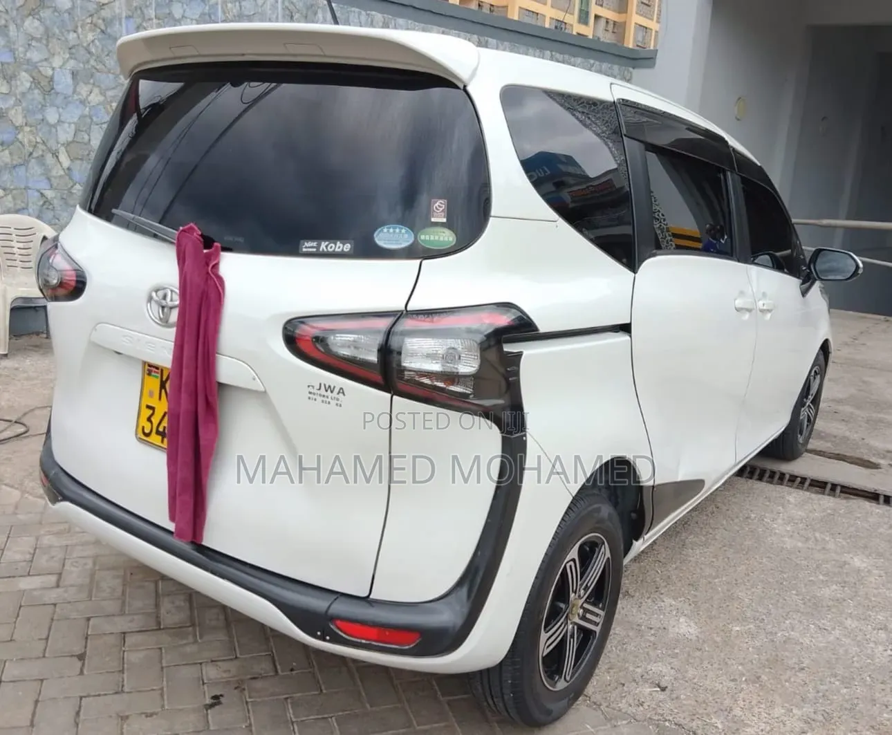 Toyota Sienta 2016 Brown