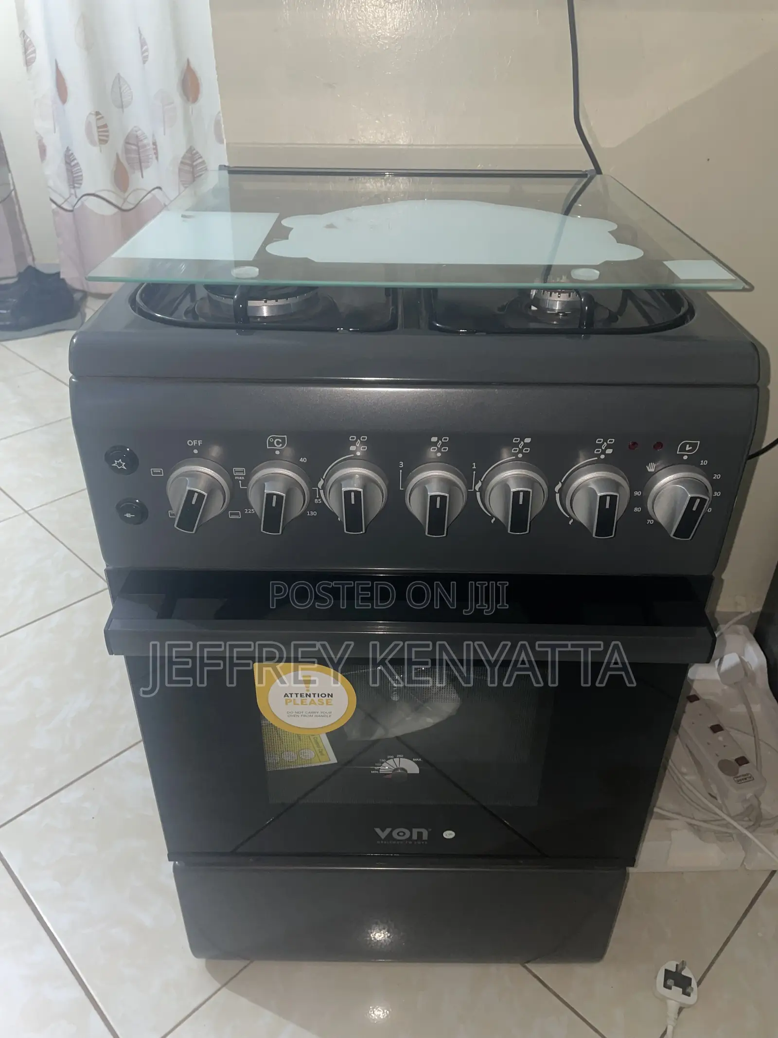 Von Hotpoint 4 Burner Cooker