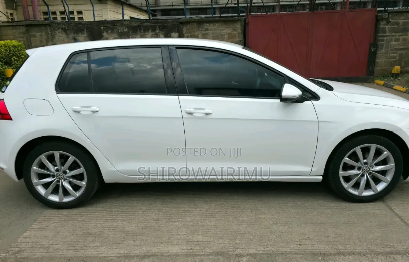 Volkswagen Golf 2015 Pearl
