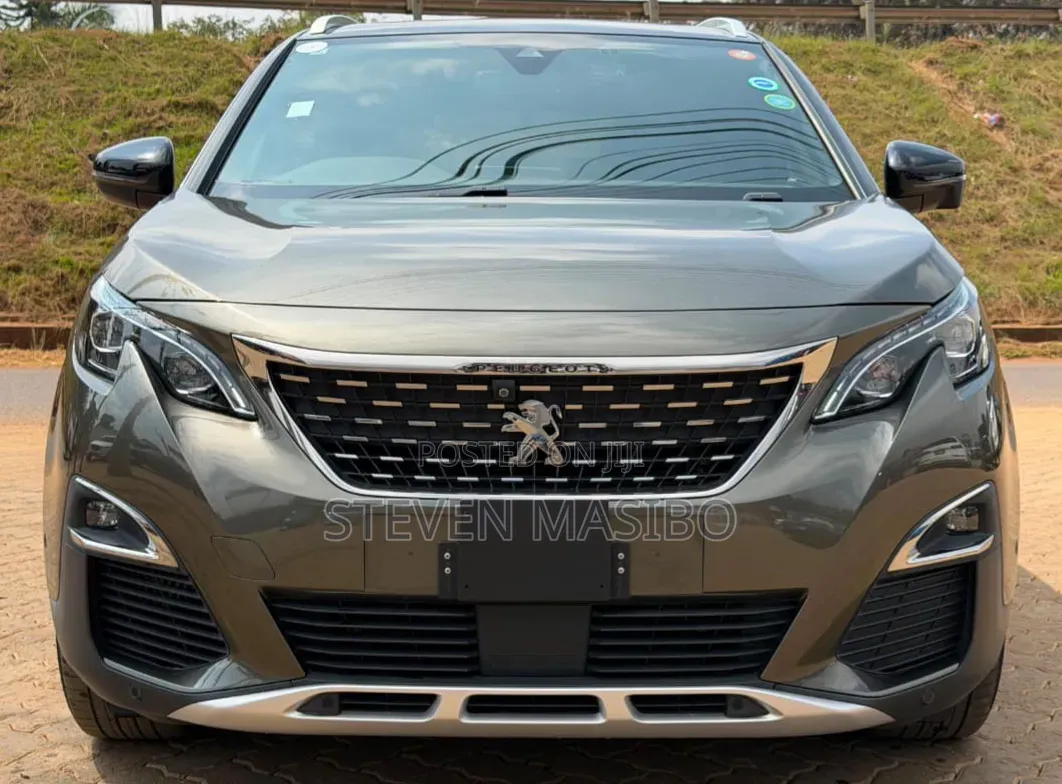 Peugeot 3008 2020 Green
