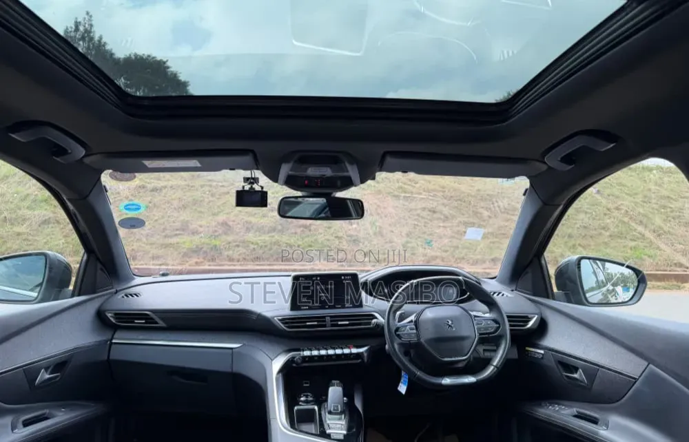 Peugeot 3008 2020 Green