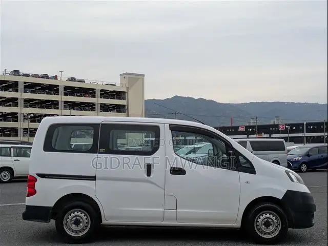 Nissan NP200 2019 White