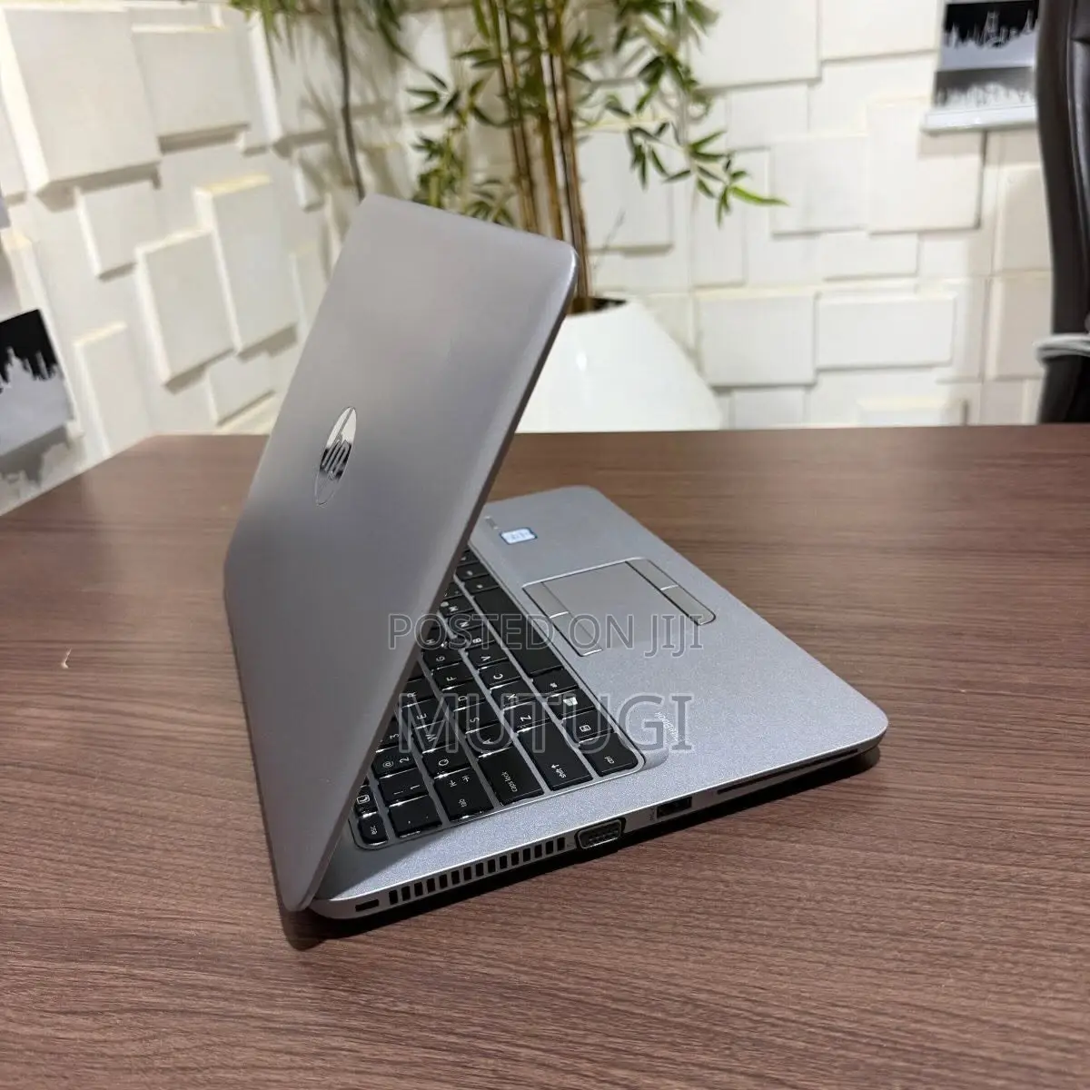 Laptop HP EliteBook 820 8GB Intel Core i7 HDD 256GB