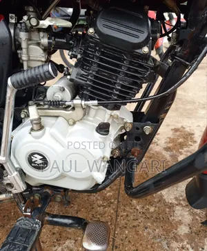 Bajaj Boxer 125 2025 Red