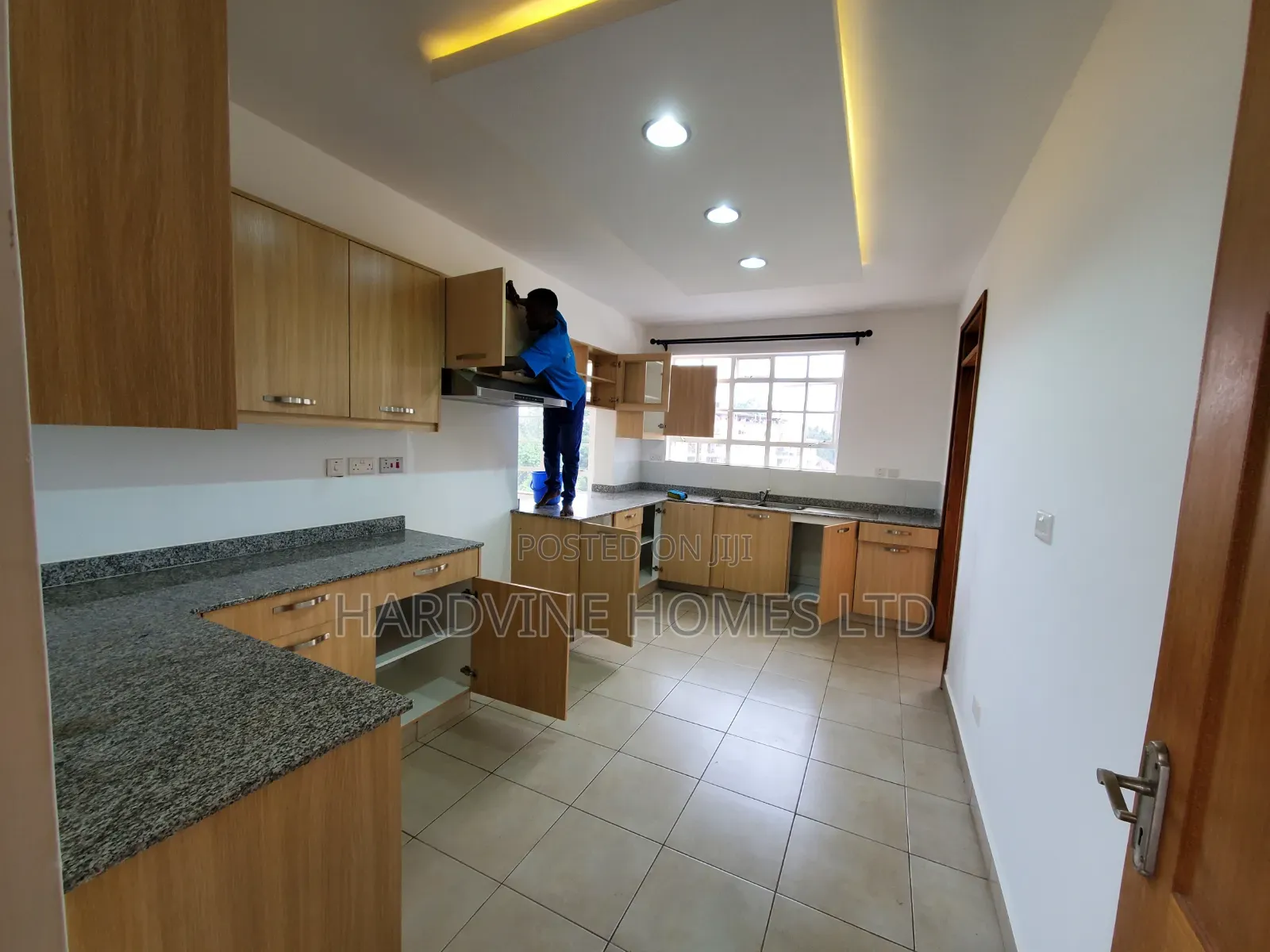 3bdrm Apartment in Valley Arcade for rent