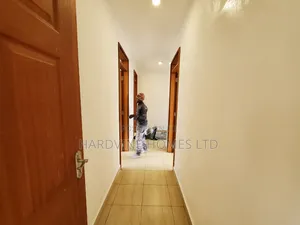 3bdrm Apartment in Valley Arcade for rent