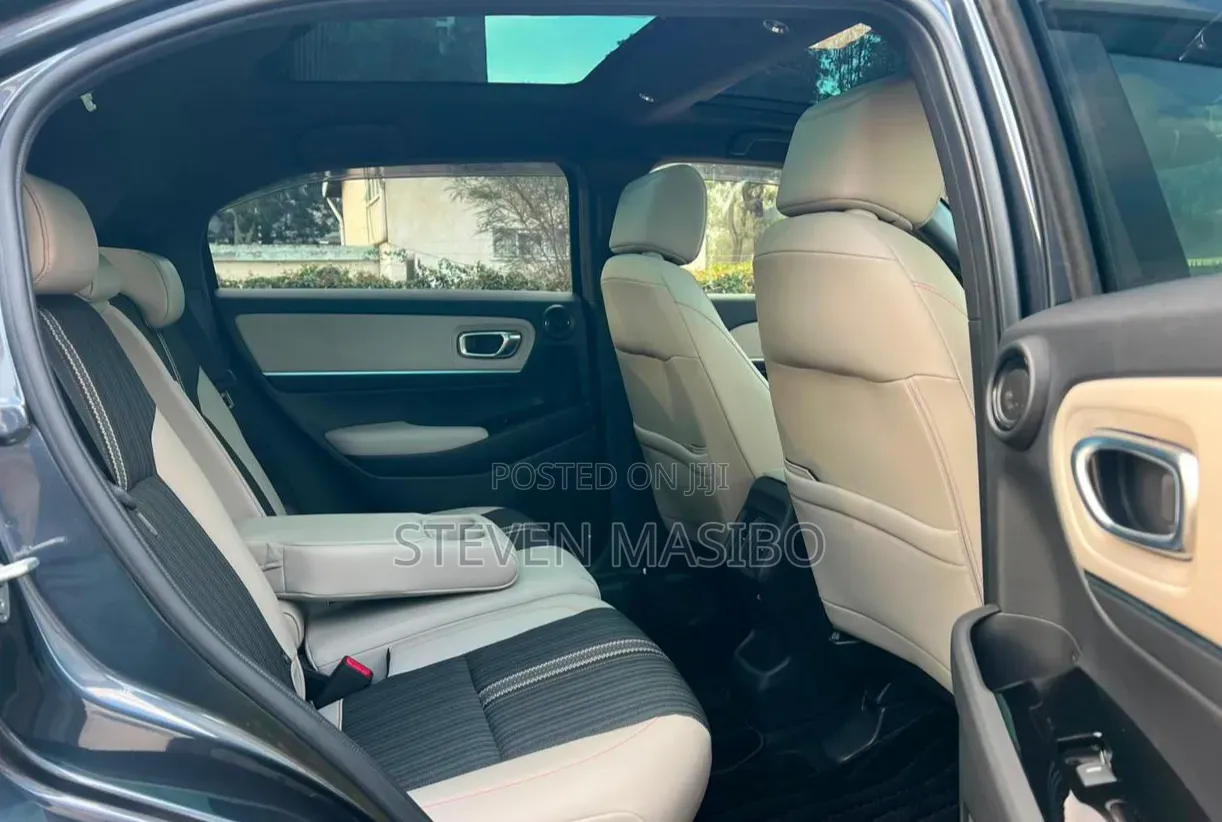 Honda Vezel 2021 Gray