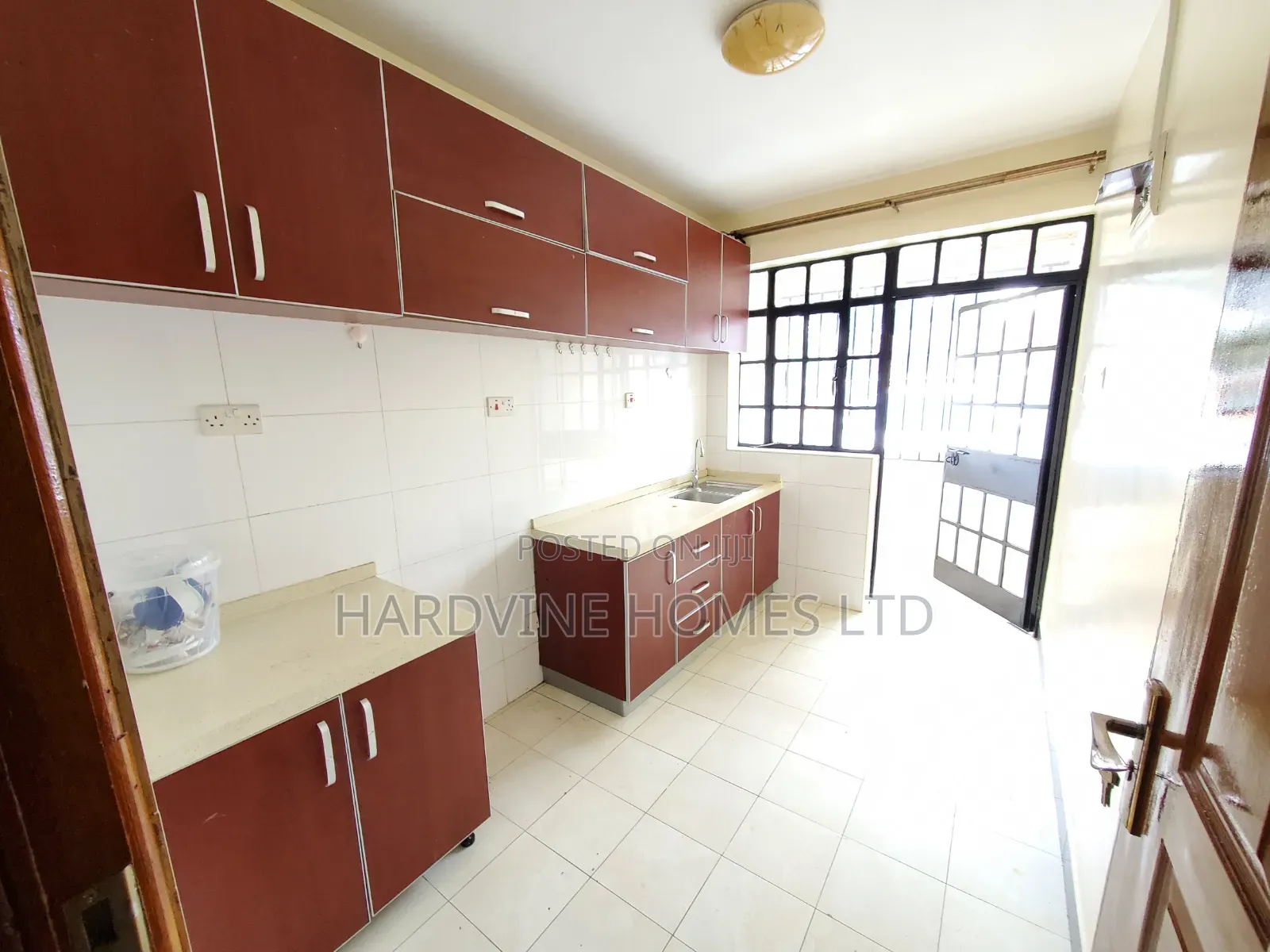1bdrm Apartment in Valley Arcade for rent