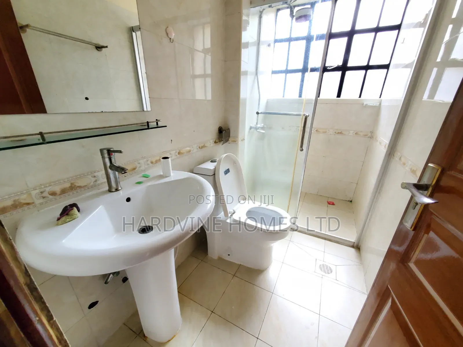 1bdrm Apartment in Valley Arcade for rent