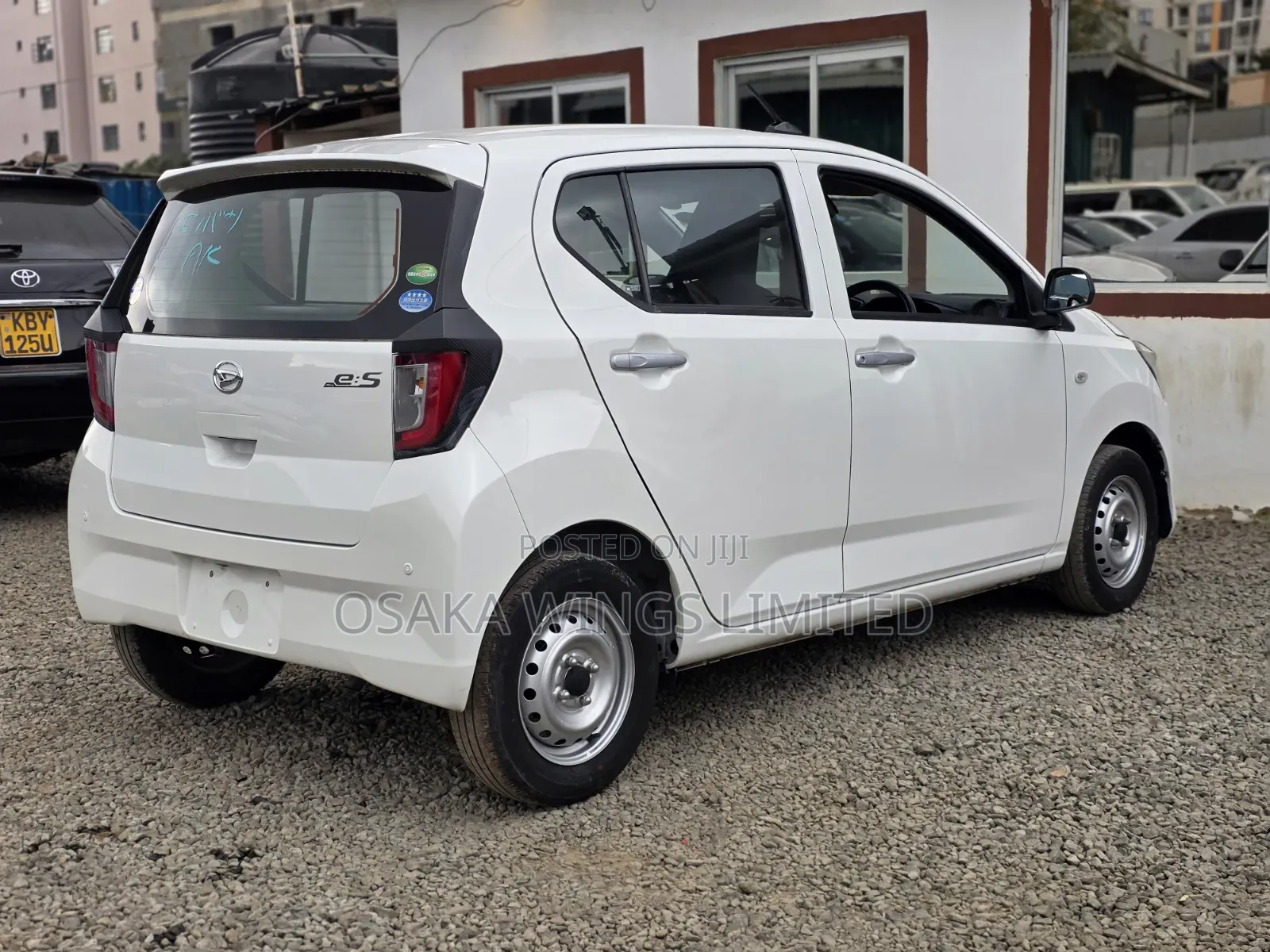 Daihatsu Mira 2019 White