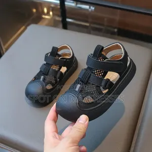 Cool Sandals for Kids! Available in Cream White and Black. Size 21-30.