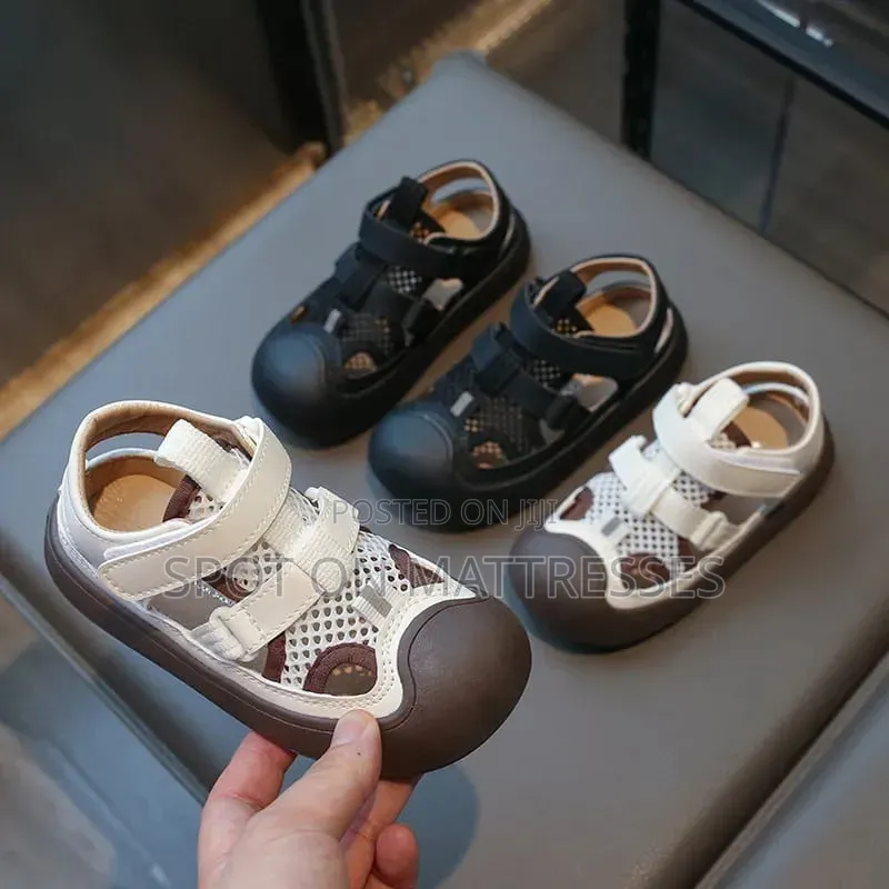 Cool Sandals for Kids! Available in Cream White and Black. Size 21-30.