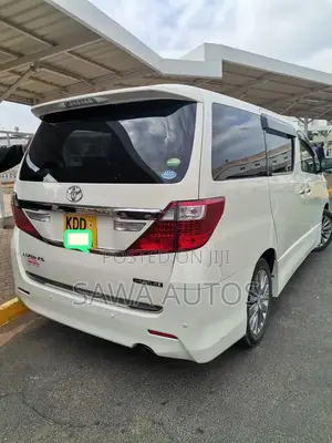 Toyota Alphard 2014 White