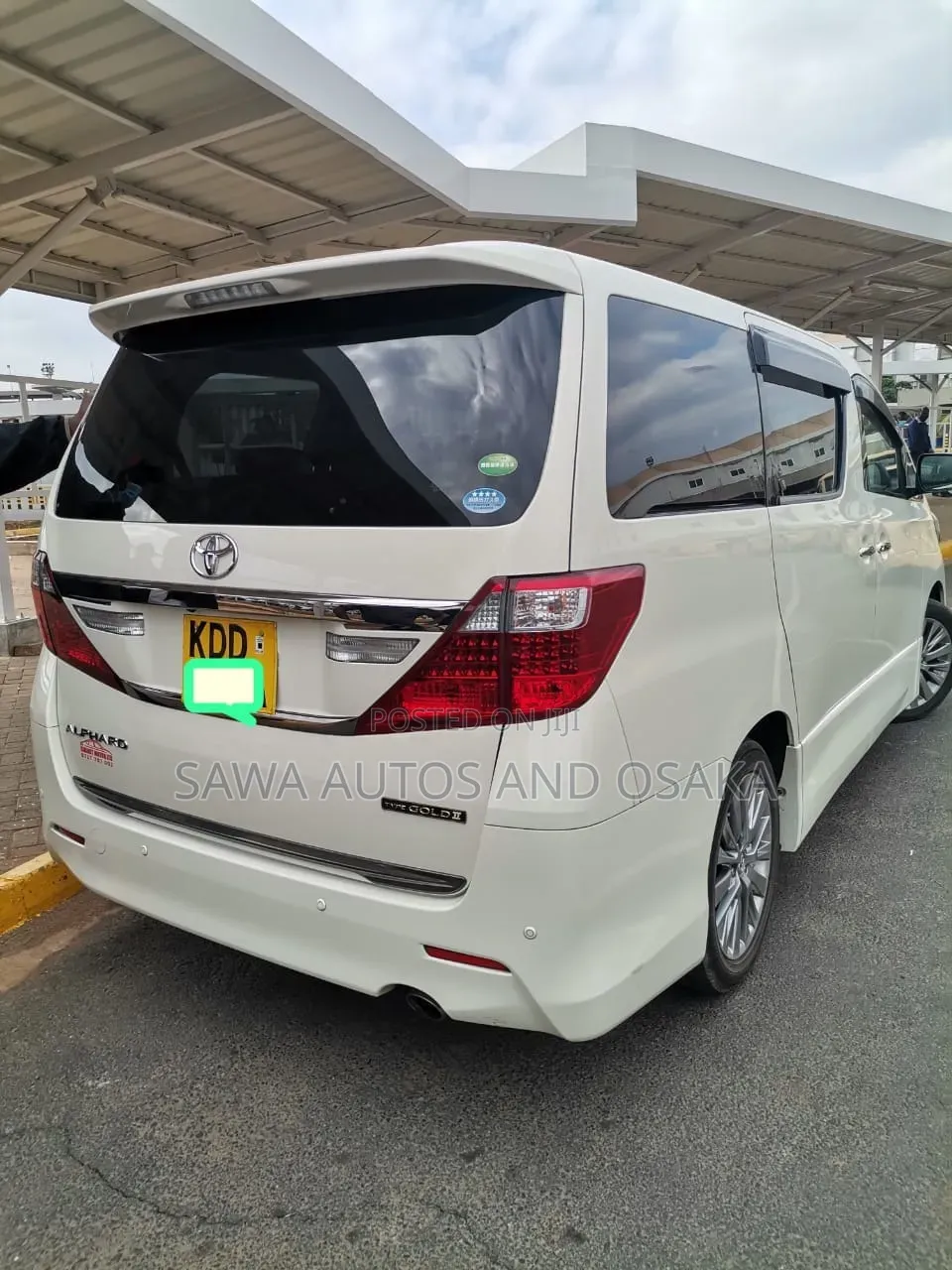 Toyota Alphard 2014 White