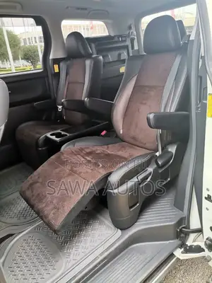 Toyota Alphard 2014 White