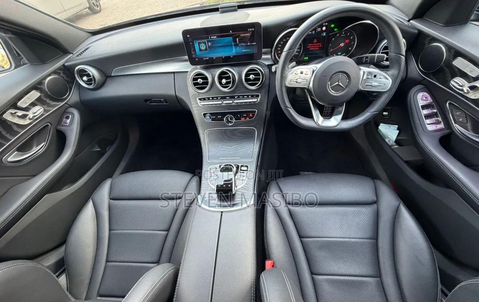 Mercedes-Benz C200 2019 Black