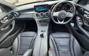Mercedes-Benz C200 2019 Black