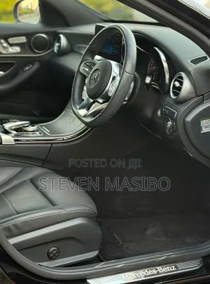 Mercedes-Benz C200 2019 Black