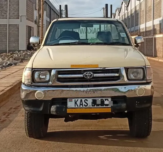Toyota Hilux 2003