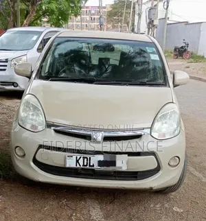 Toyota Passo 2016 Beige