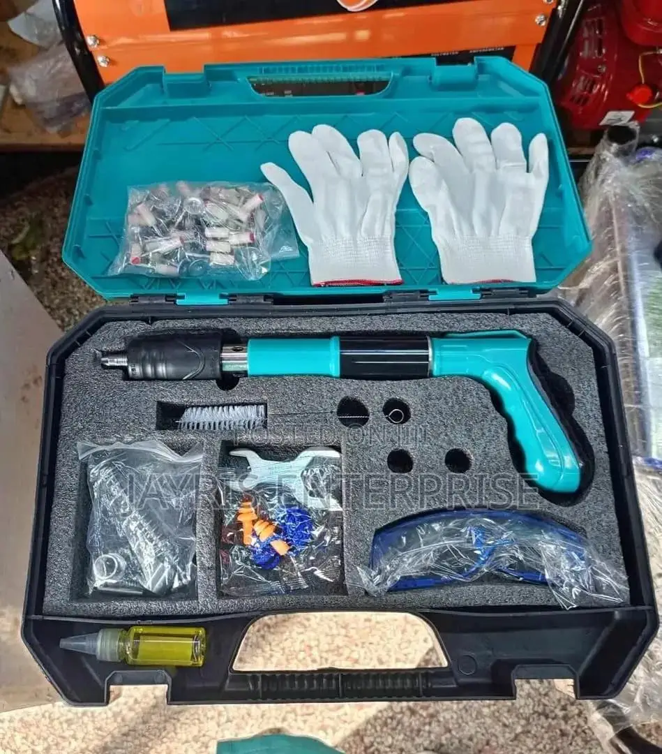 Manual Rivet Gun With 50nails Gloves Goggles And Lubricant Spare