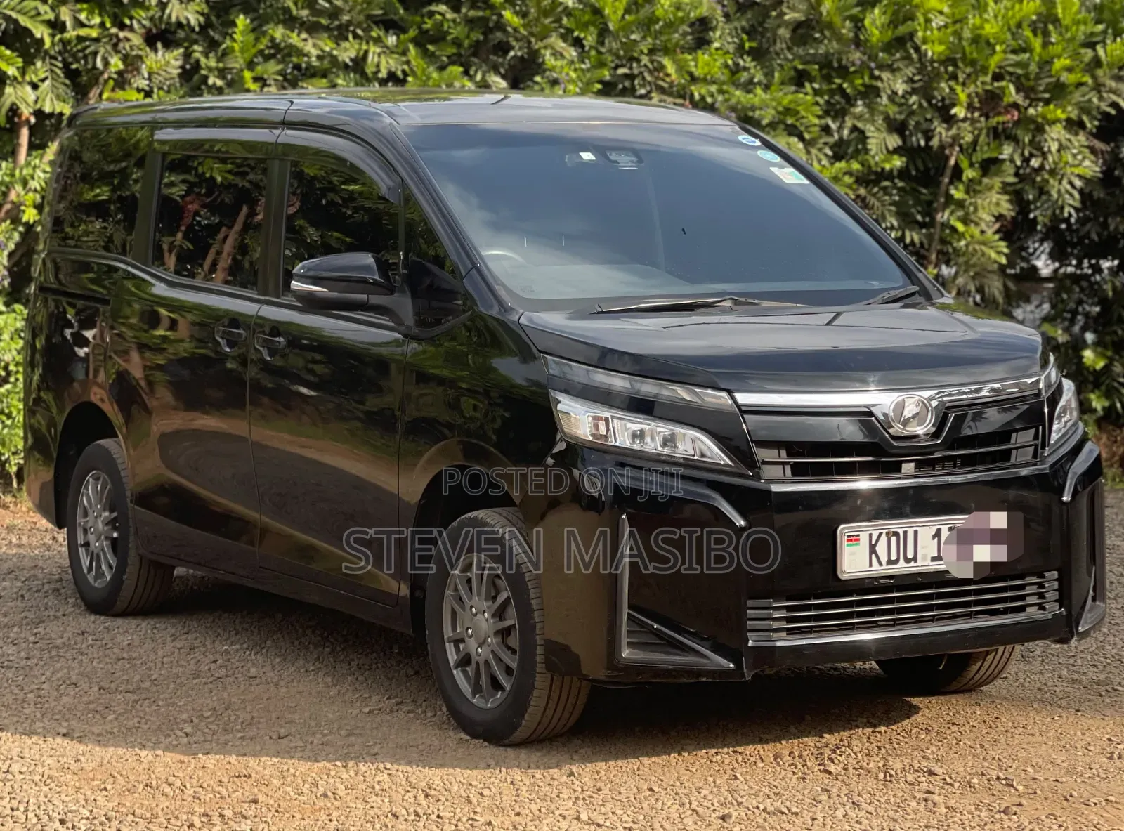 Toyota Voxy 2020 Black