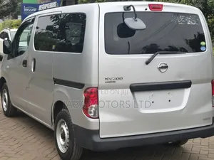 Nissan NV200 2019 Silver