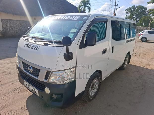 Nissan Caravan (Urvan) 2017 White - thumbnail 2