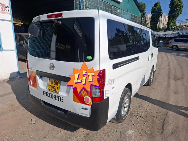 Nissan Caravan (Urvan) 2017 White - thumbnail 4