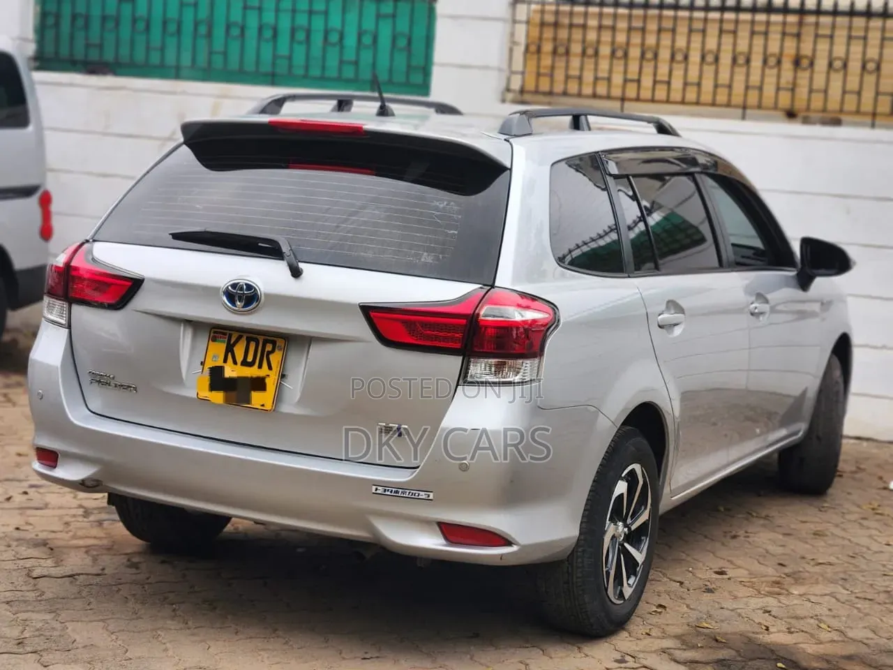 Toyota Corolla Fielder 2018