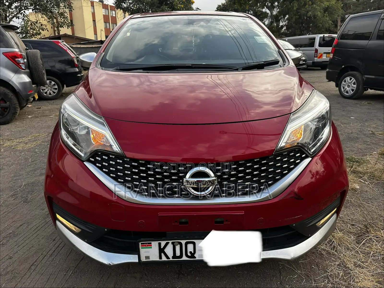Nissan Note 2017 Red