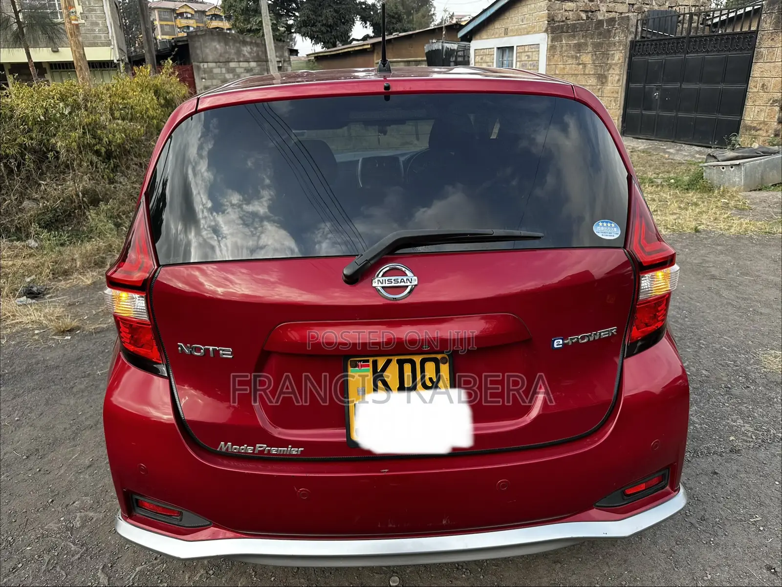 Nissan Note 2017 Red