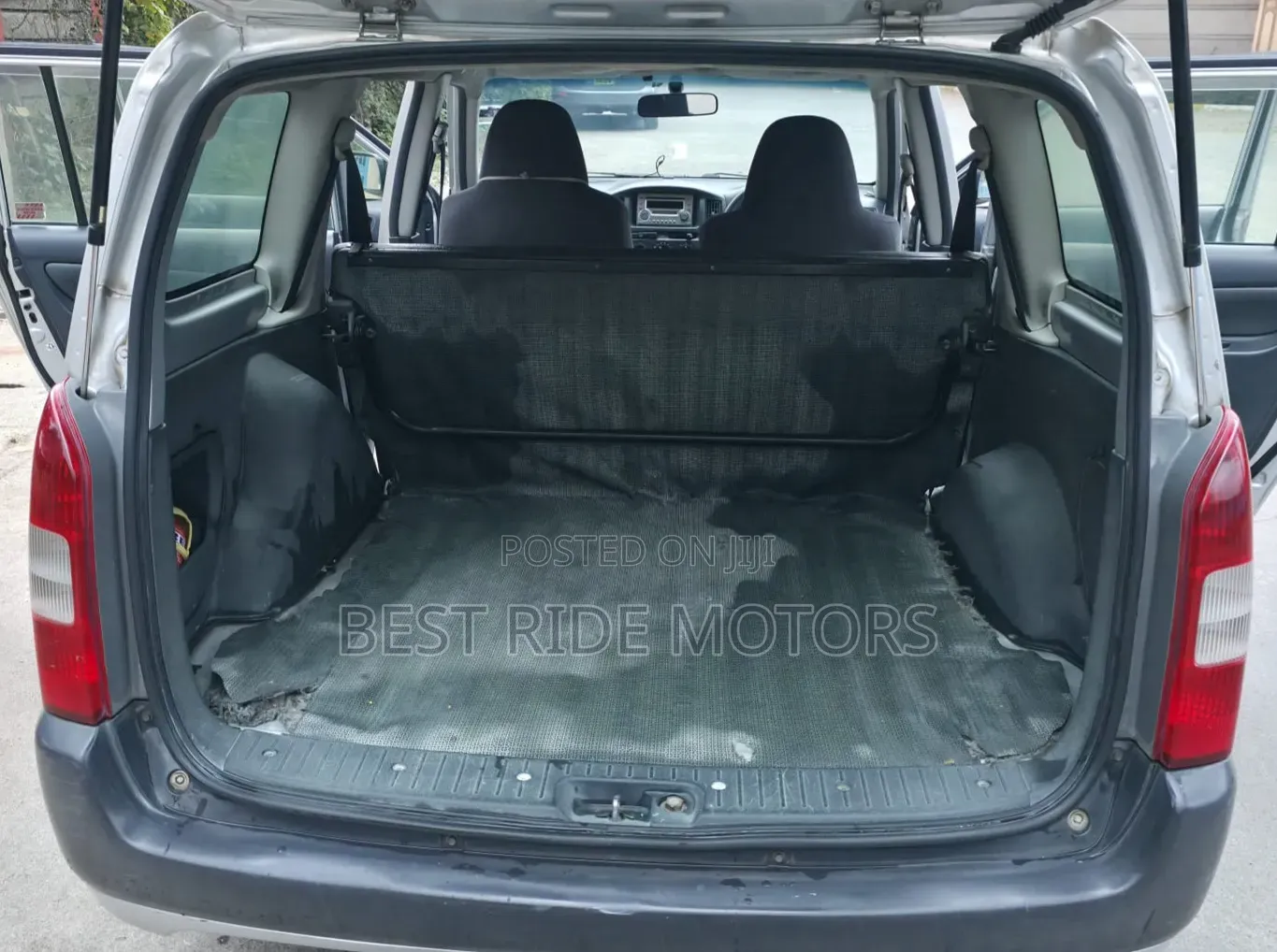 Toyota Probox 2011 Silver