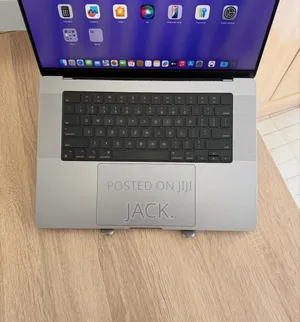 Laptop Apple MacBook Pro 2023 M2 Pro 16GB Apple M2 SSD 512GB