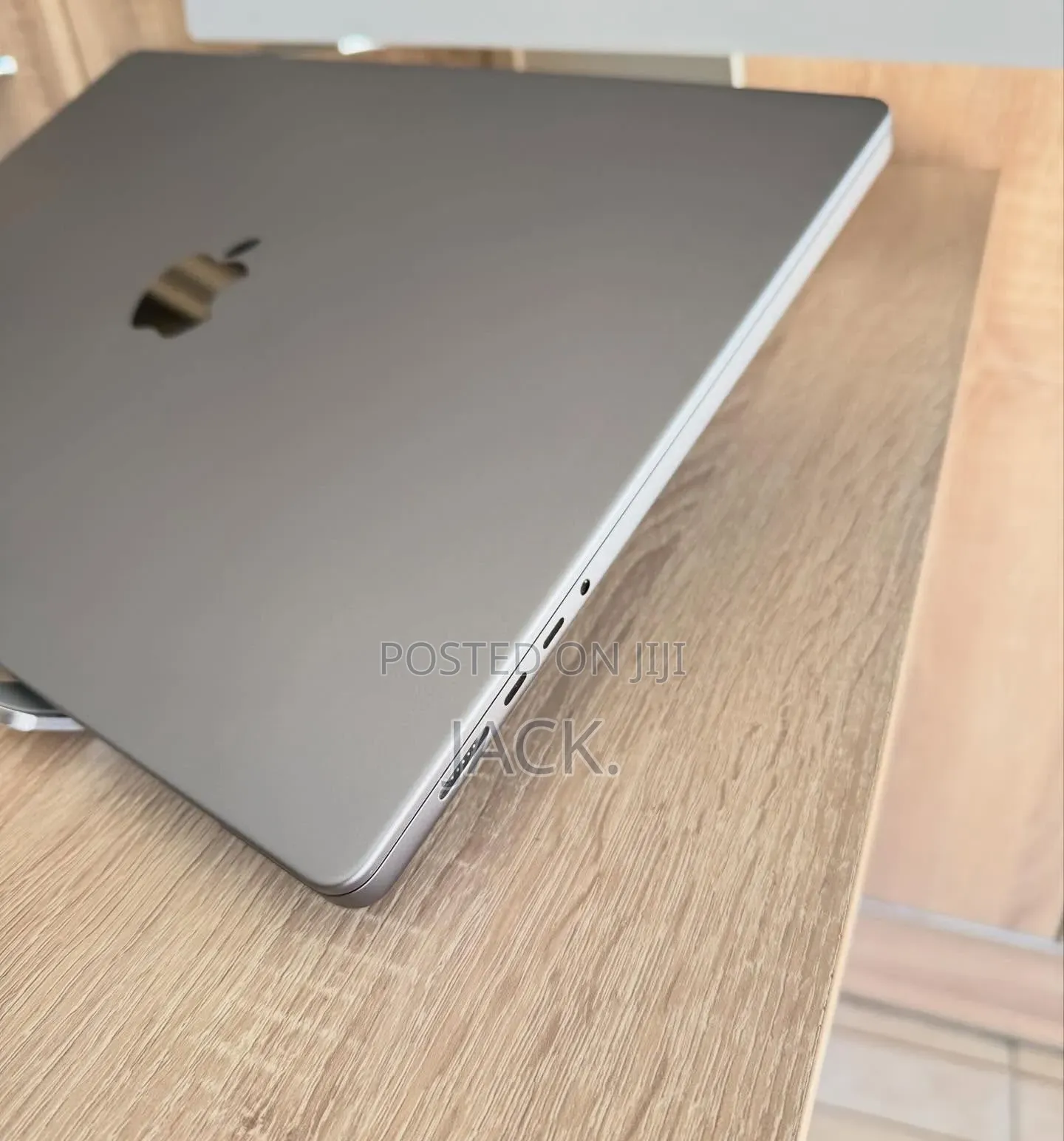 Laptop Apple MacBook Pro 2023 M2 Pro 16GB Apple M2 SSD 512GB