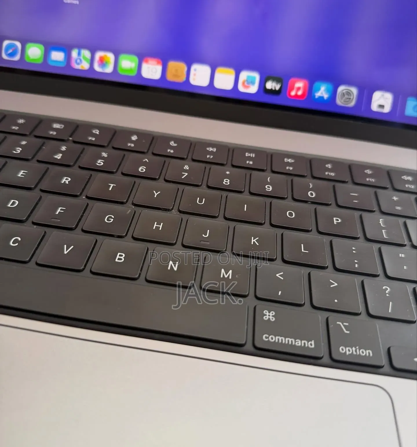 Laptop Apple MacBook Pro 2023 M2 Pro 16GB Apple M2 SSD 512GB