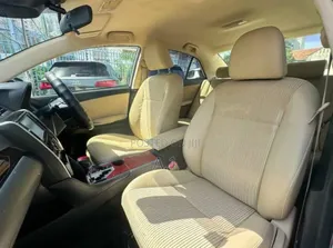 Toyota Premio 2019 Off white
