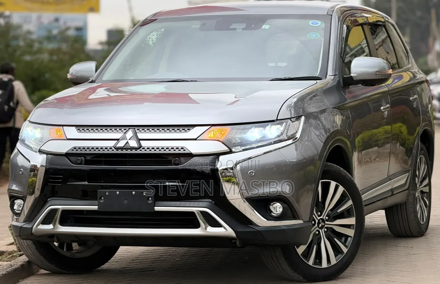 Mitsubishi Outlander 2019 Silver
