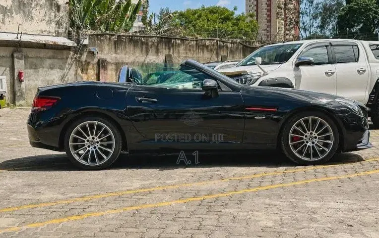Mercedes-Benz SLK-Class 2018 Black
