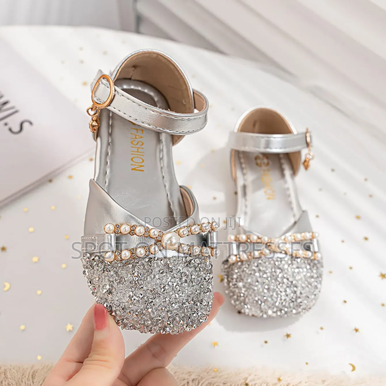 Girl's Glitter Shoes. Size 24-34. Nationwide Delivery Services.